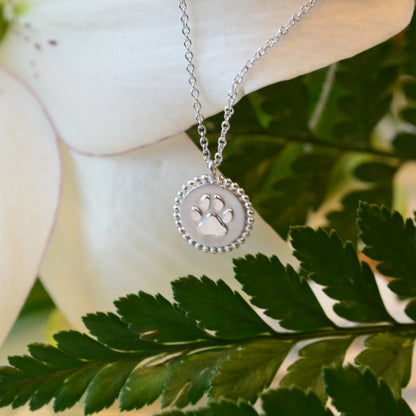 SS Beaded Paw Print Disc Necklace NK7076SVJJJ -17.5