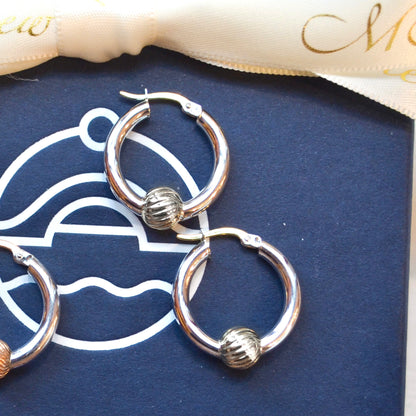 SS 20mm Swirl Bead Hoop SE5460