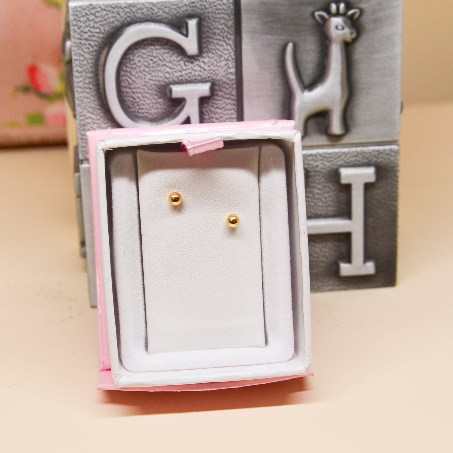 14kY 3mm Ball Earring GE211