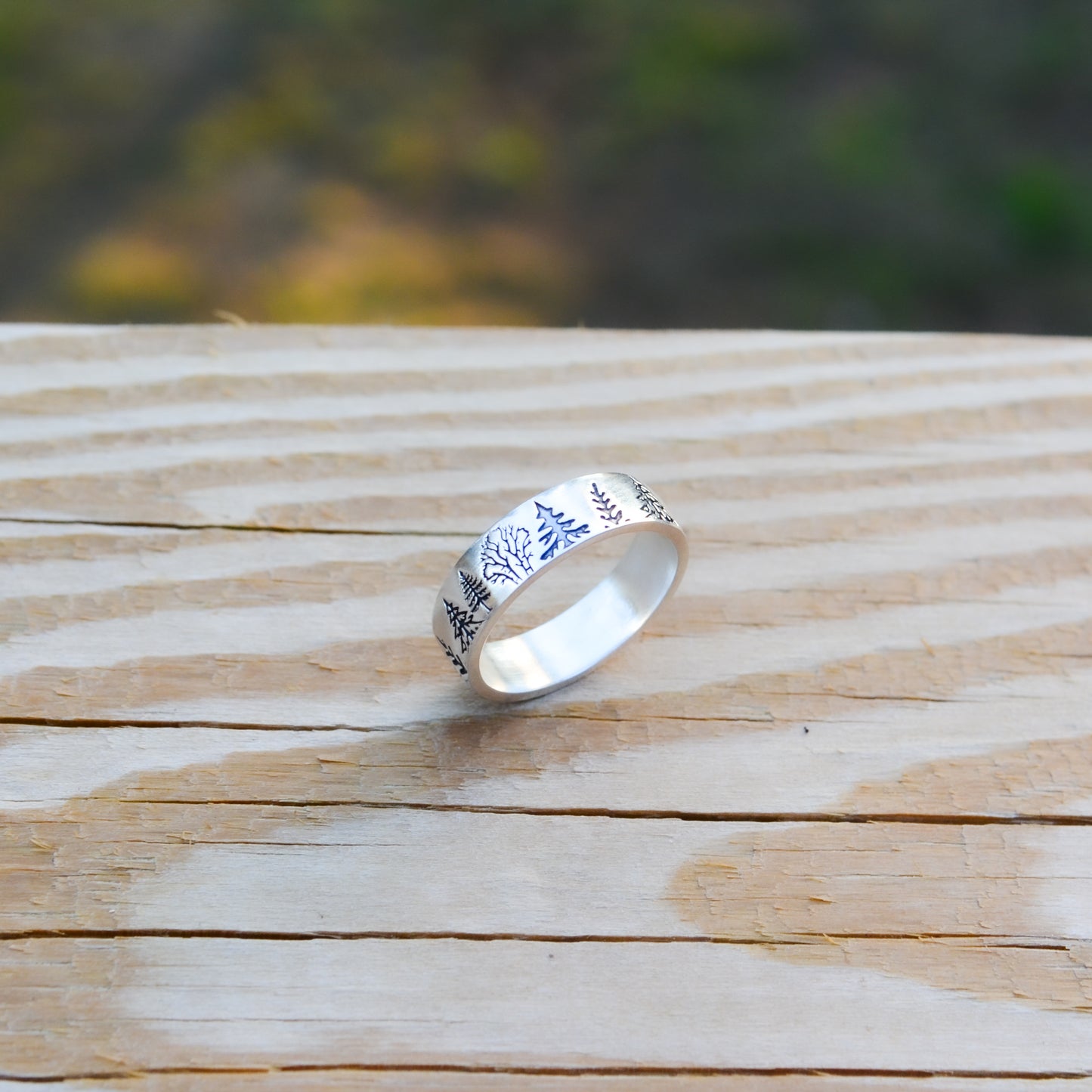 SS Tree Line Ring - 7.5