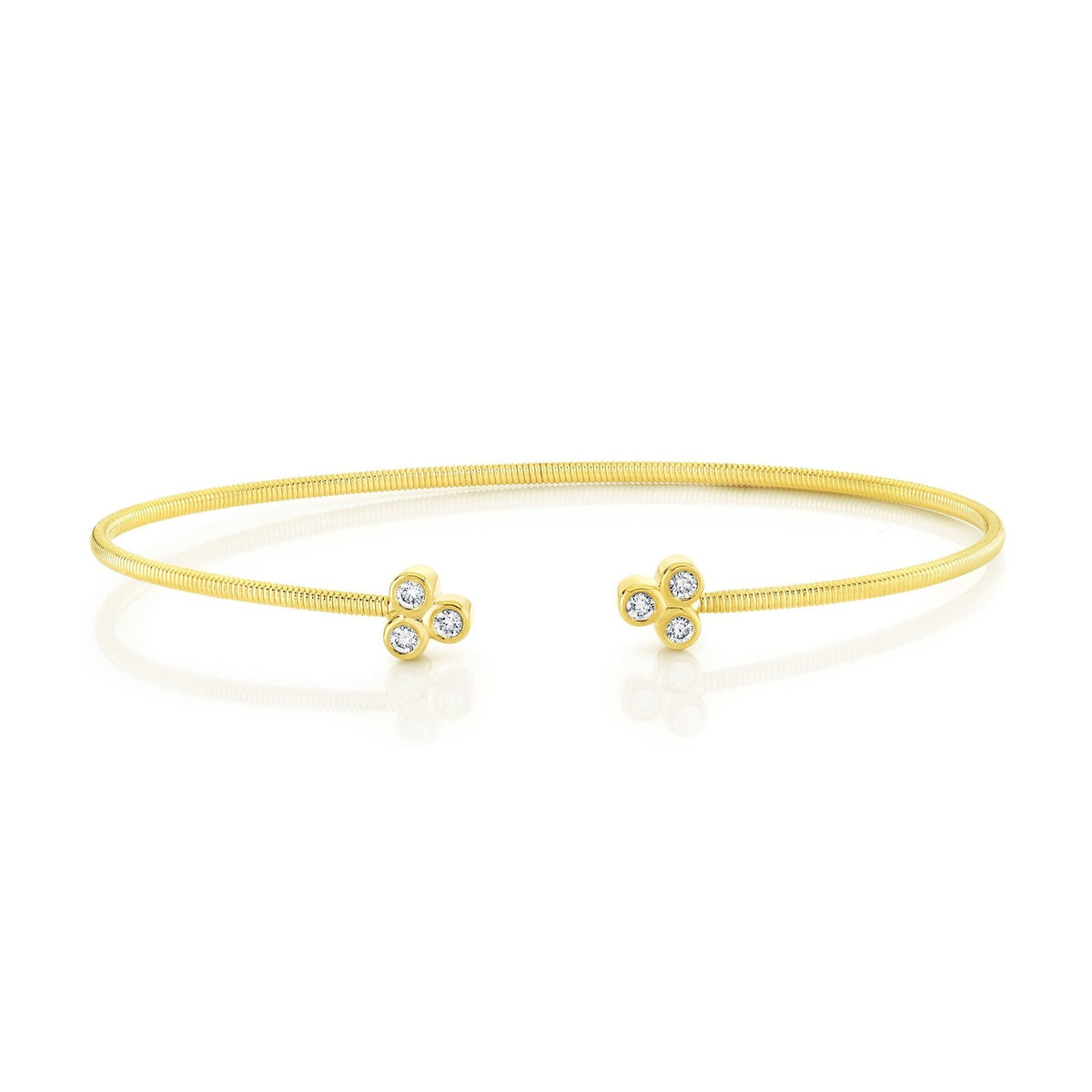 14kY .14cttw Diamond Bezel Clover Flexible Bangle B22001184ZS