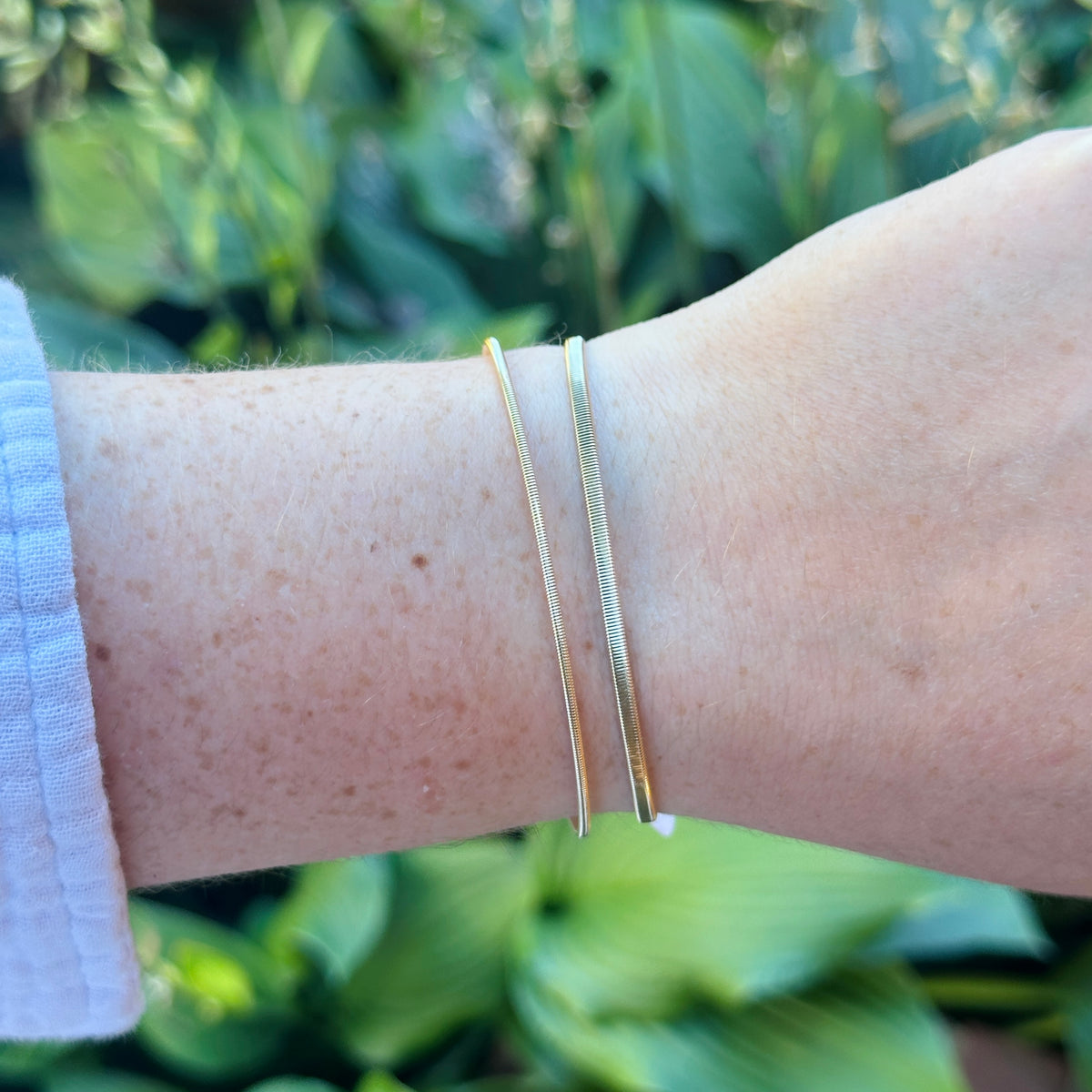 14kY 2.5mm Bangle Bracelet B22001133GOV2ZS