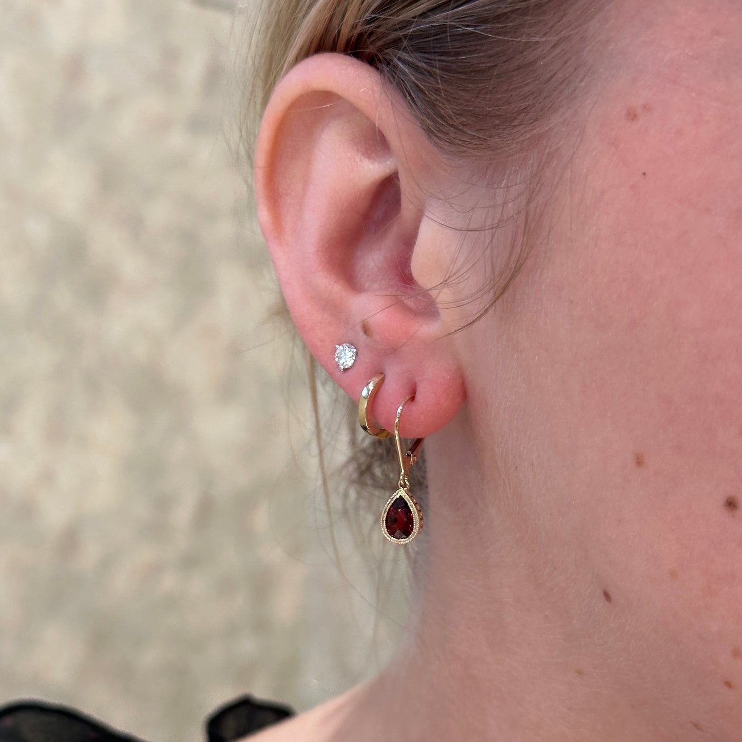 14kY 1.87cttw Garnet Earring TEA7592NGA