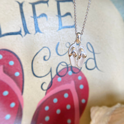 SS Flip Flops Necklace NP3043-18