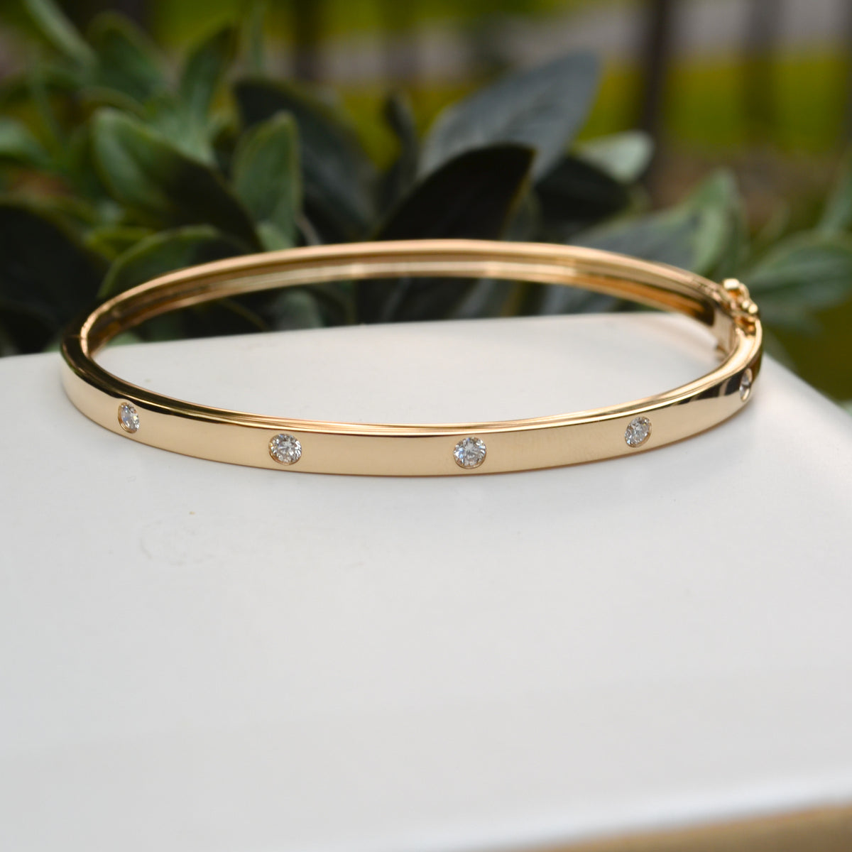 14kY .38cttw Diamond Bangle SC55004067ZM