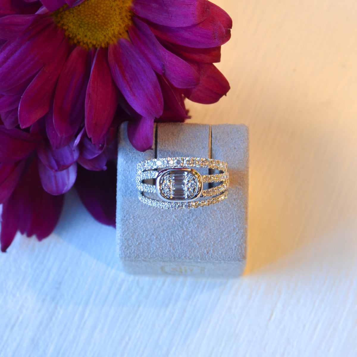 14kW .98cttw Diamond Baguette Ring B22001564V3 - 7