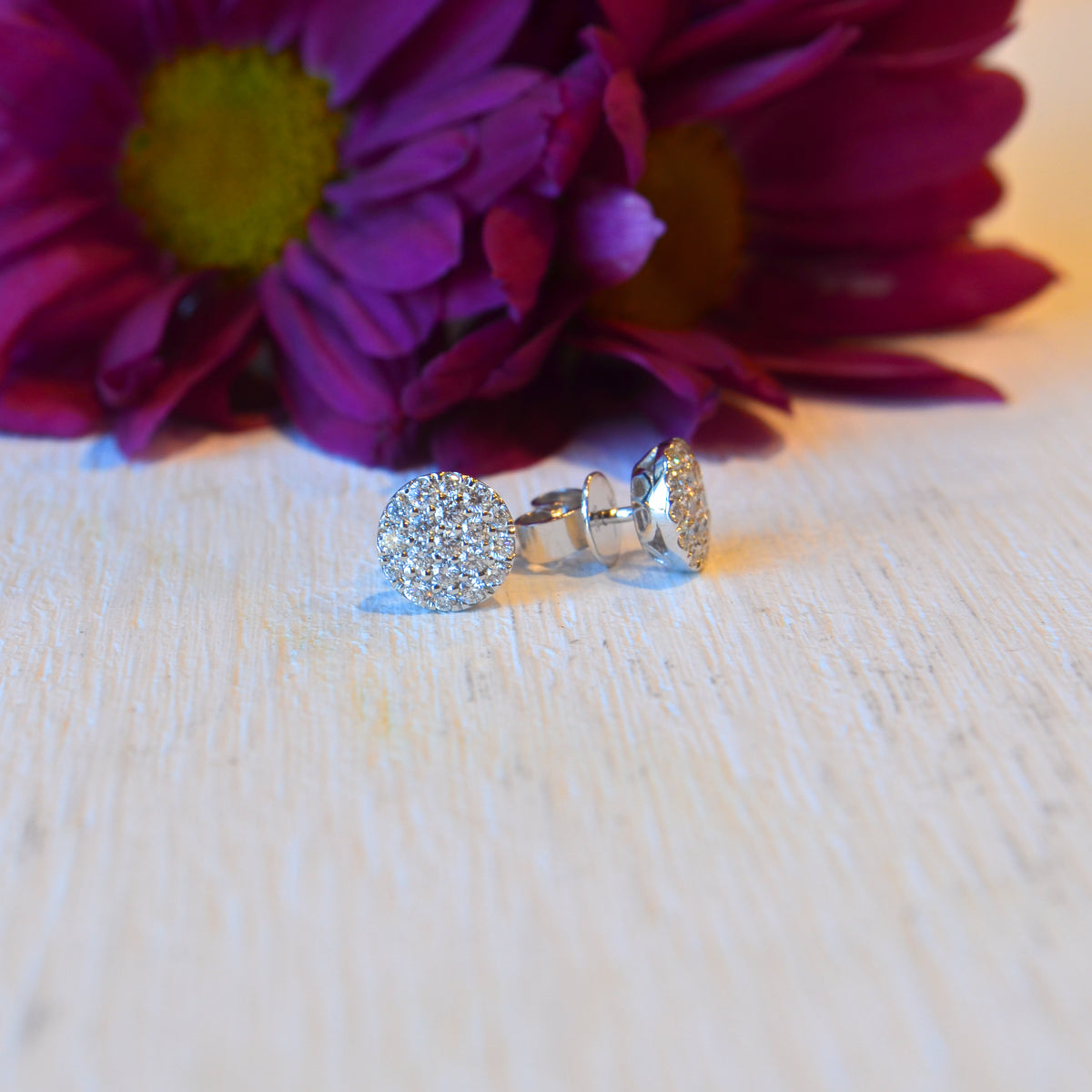 14kW .48cttw Round Diamond Pave Stud SC22004733