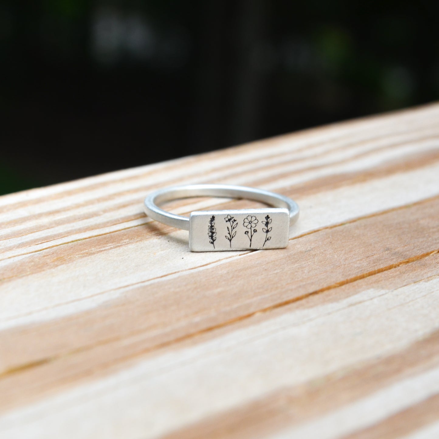 SS Flower Rectangle Signet Ring - 8