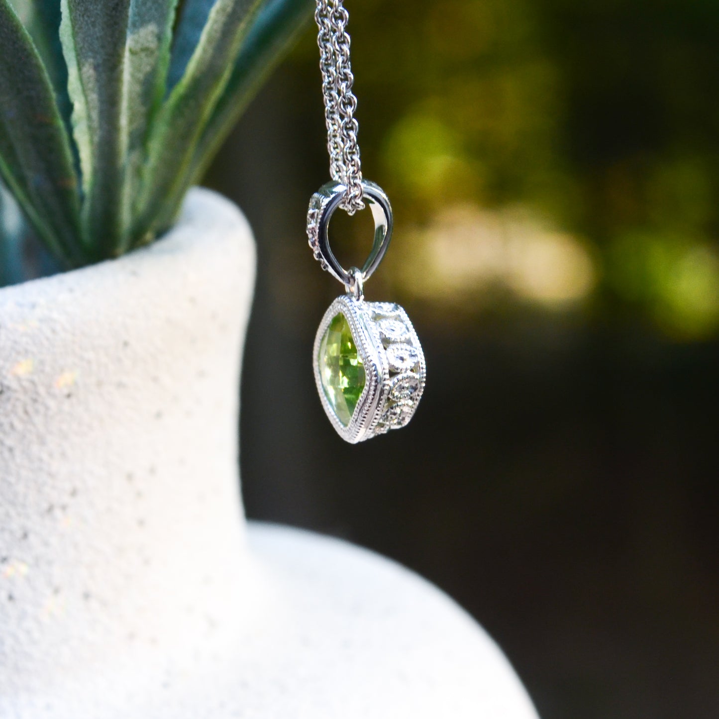 14kW 1.04ct Peridot Pendant TPA2056CPE