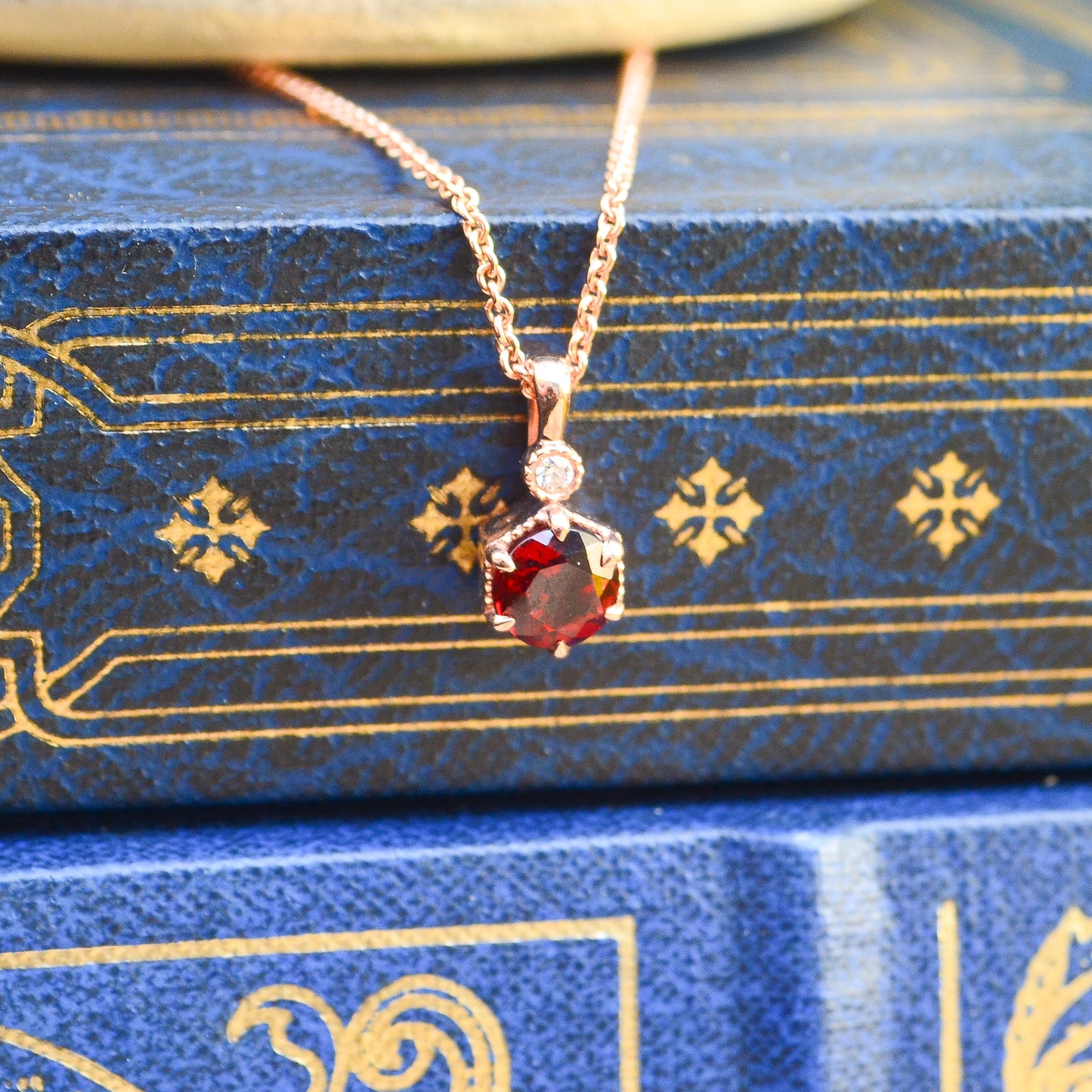 14kR .68ct Garnet & 0.02ct Diamond Pendant TPA7595NGA