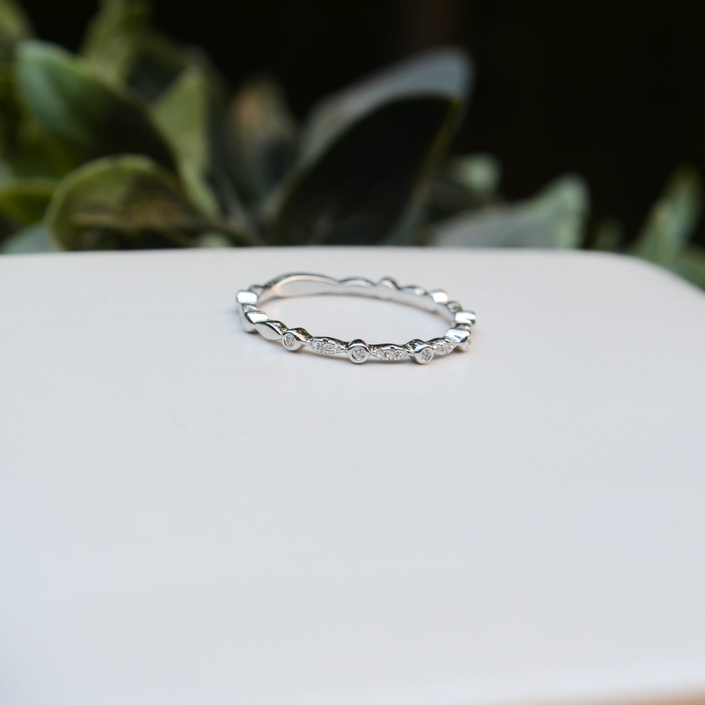 14kW .06cttw Diamond Dainty Ring SC55005122