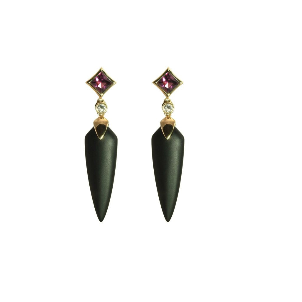 14kY Garnet, .05cttw Dia & Onyx Ear E-0015 - D-RH-OX