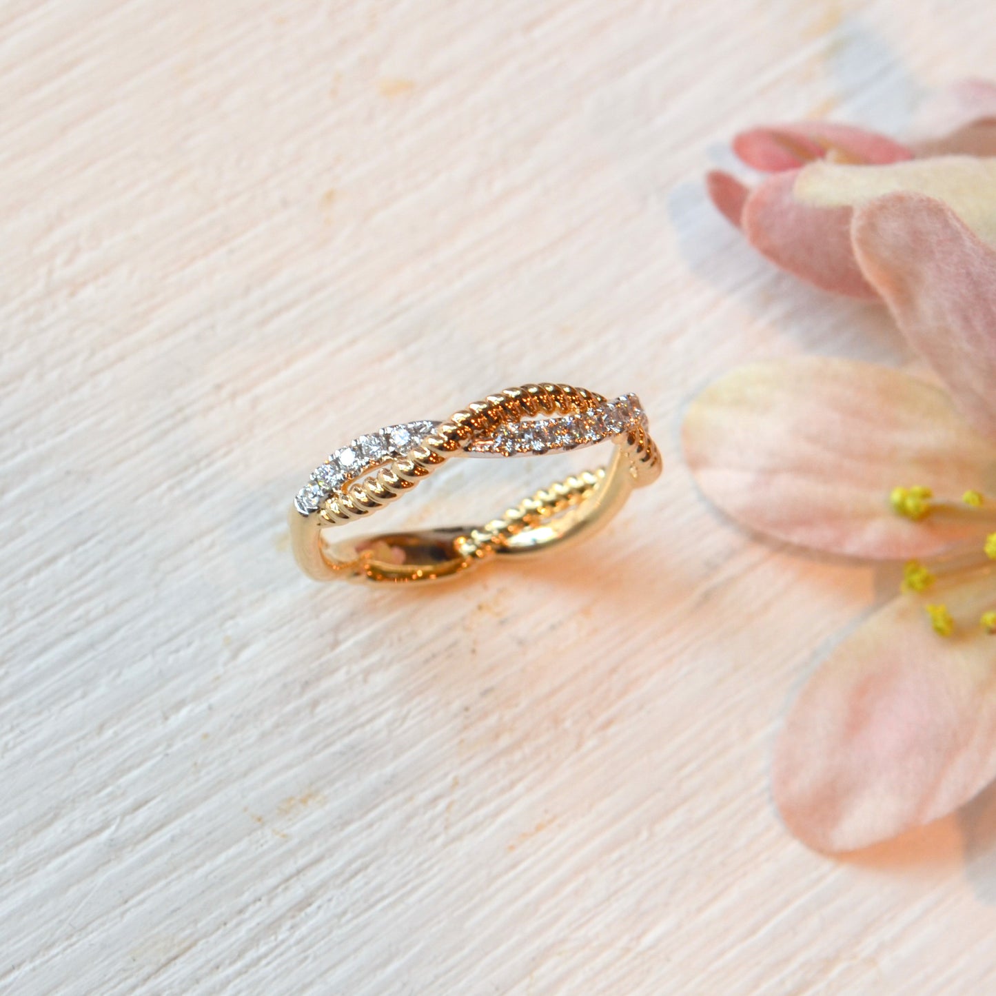 14kY/W .22cttw Diamond Twist Ring SC55026861RD - 7