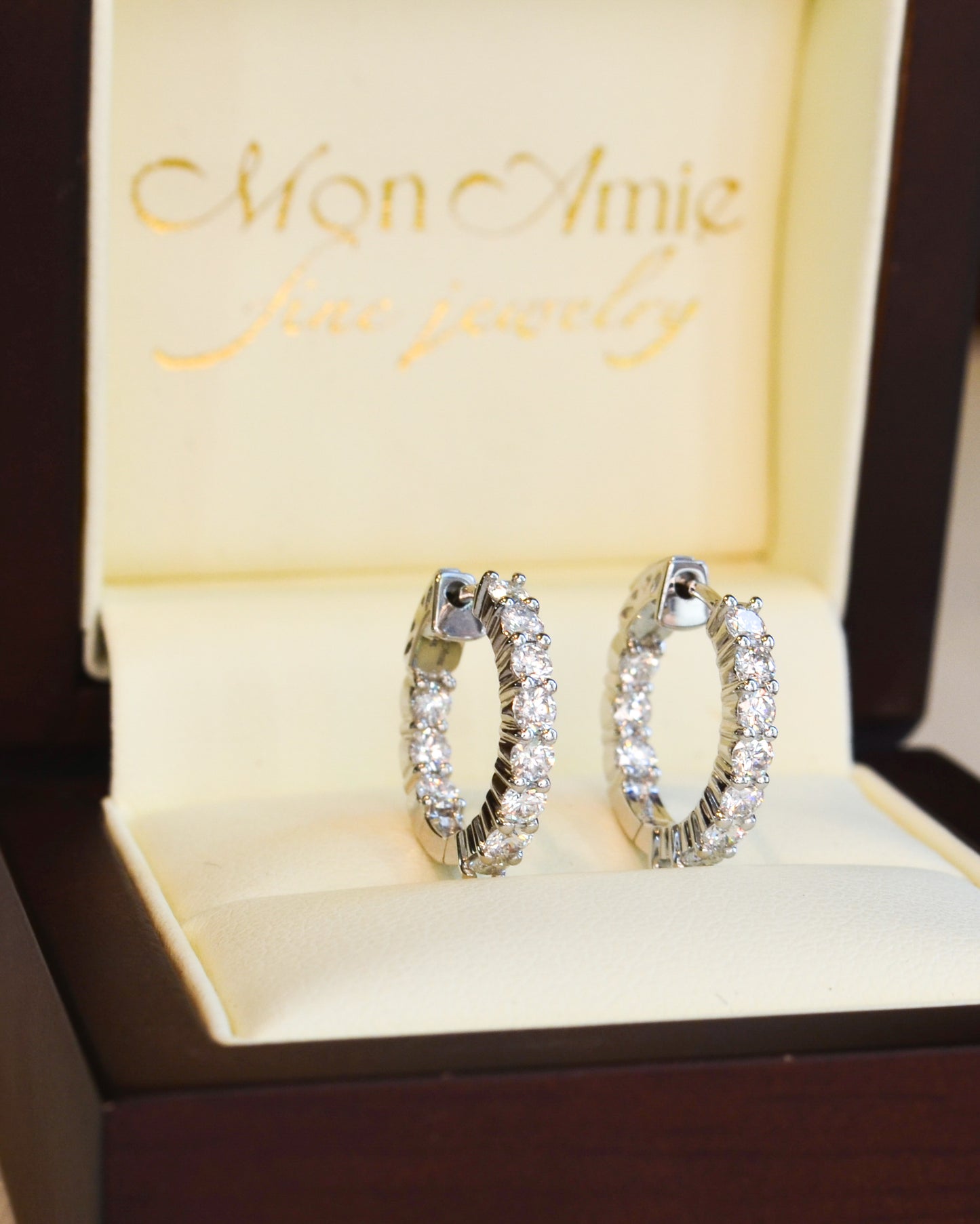 14kW 2.10cttw Diamond Hoop E0046