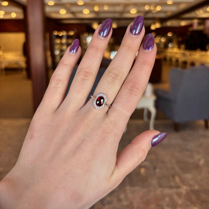 14kW 2.06ct Garnet and .14cttw Diamond Ring D5879