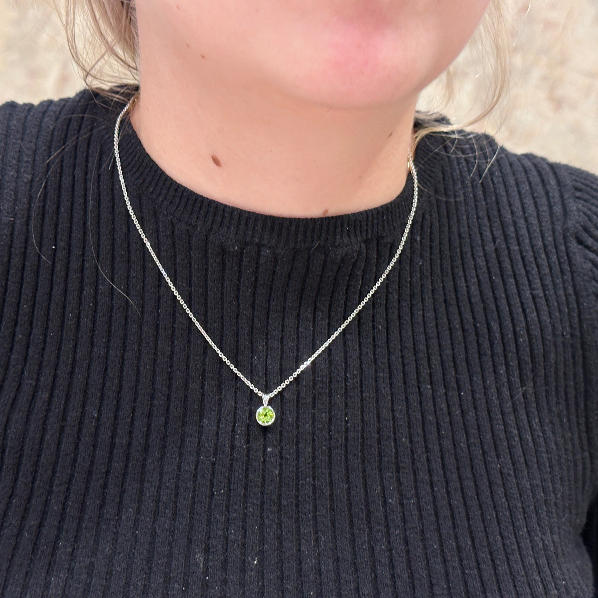 SS 6mm Peridot Bezel Pendant