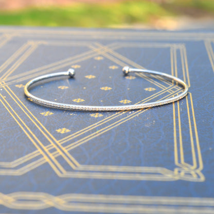 14kW .17cttw Diamond Cuff Bracelet SC55001335