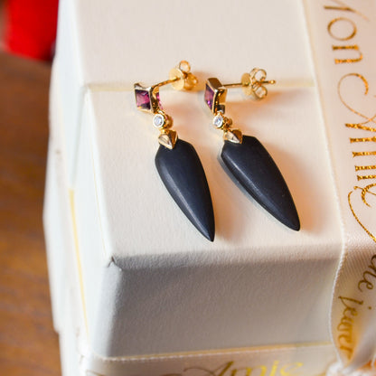 14kY Garnet, .05cttw Dia & Onyx Ear E-0015 - D-RH-OX