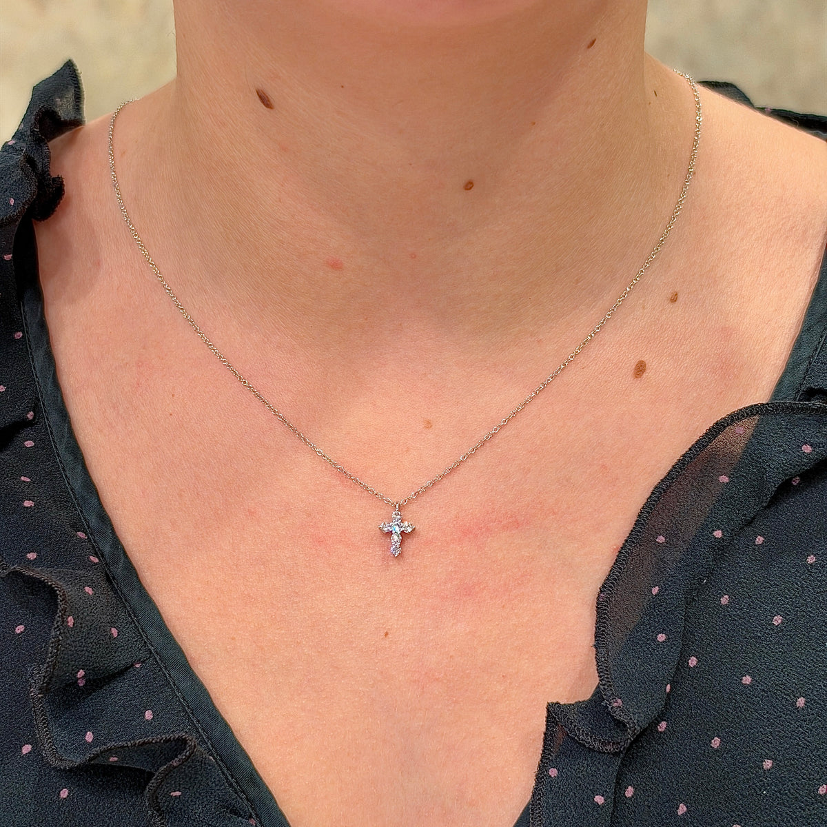 14kW .25cttw Diamond Cross Necklace SC55021393