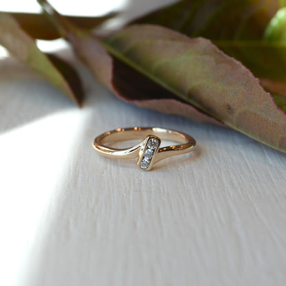 14kY .09cttw Diamond Aurora Ring RI82220D-7.5