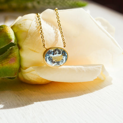 14kY 3.18ct Aquamarine Bezel Necklace