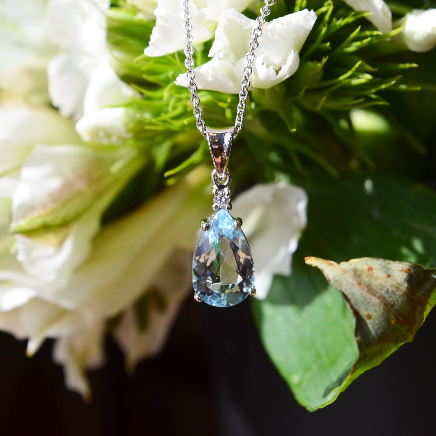 14kW 1.57ct Aquamarine .02ct Diamond Pendant