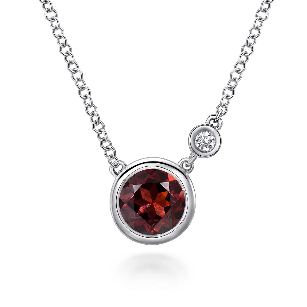SS 1.12ct Garnet & .02ct Dia Neck NK5241SV5GN-17.5