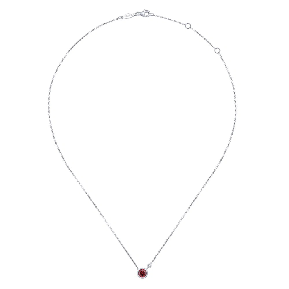 SS 1.12ct Garnet & .02ct Dia Neck NK5241SV5GN-17.5