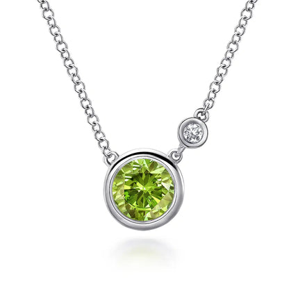 SS .98ct Peridot .02ct Dia Necklace NK5241SV5PE-17.5