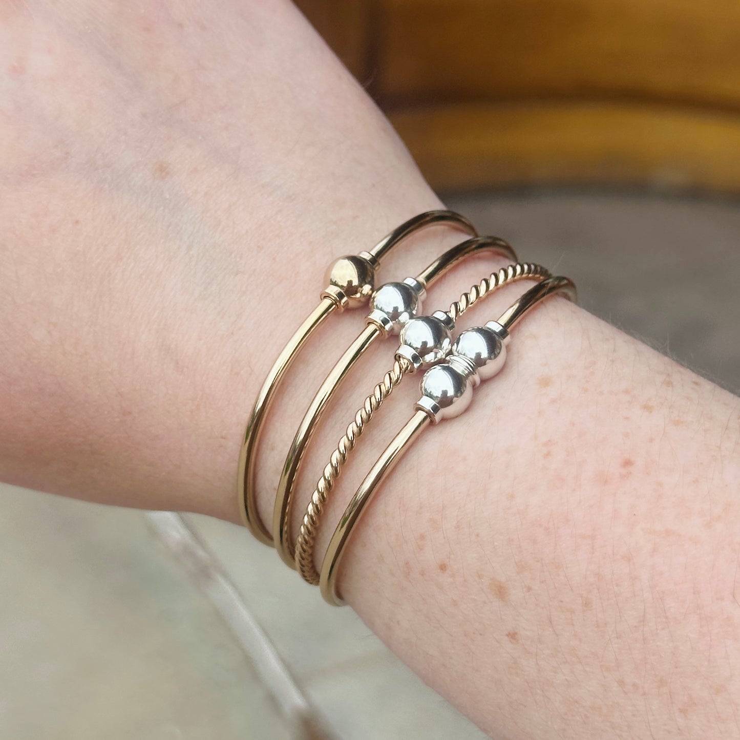 Yellow Gold Filled Single Bead Bracelet FB6500-70