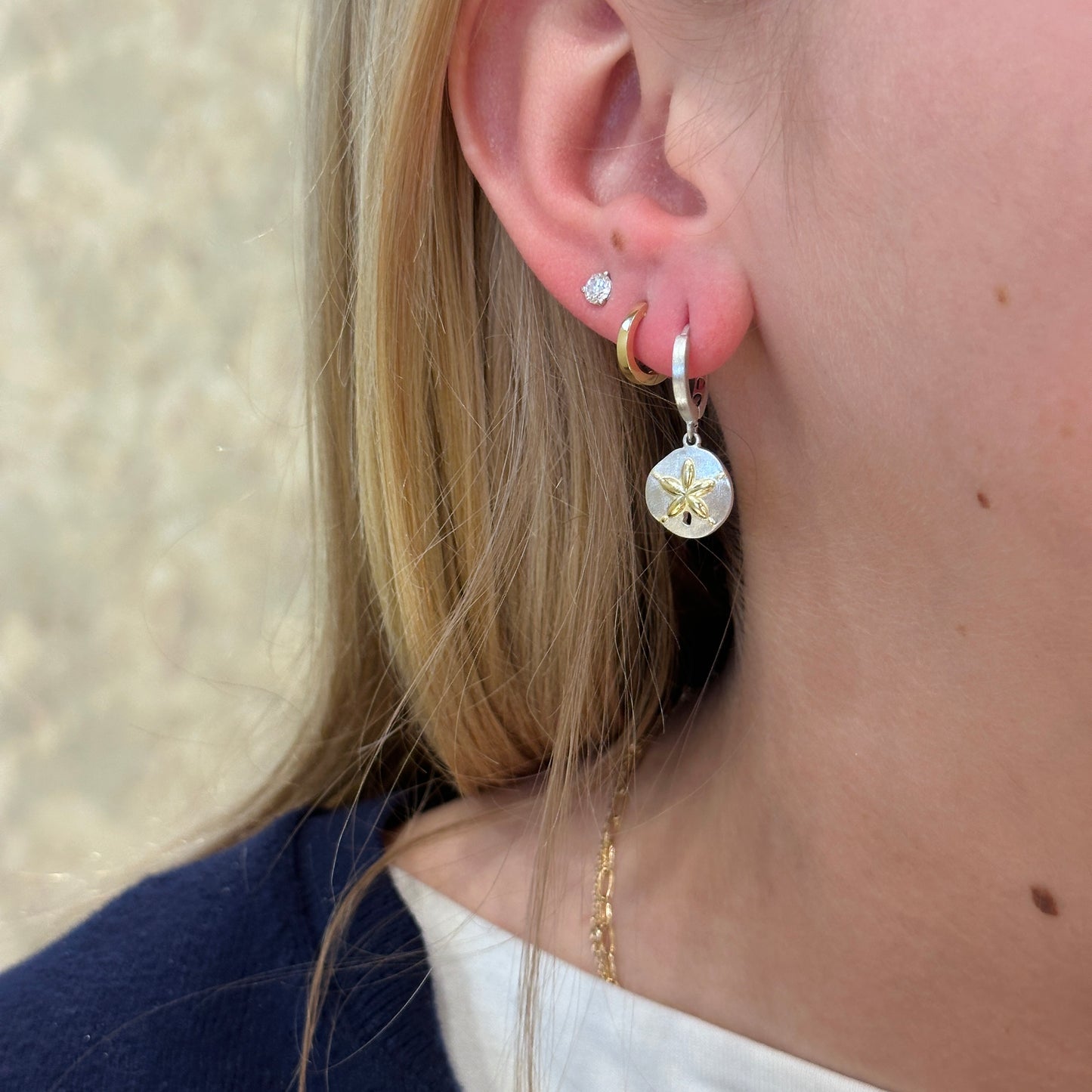 SS/18k Vermeil Starfish Huggie Earrings PE120- 6901 /O