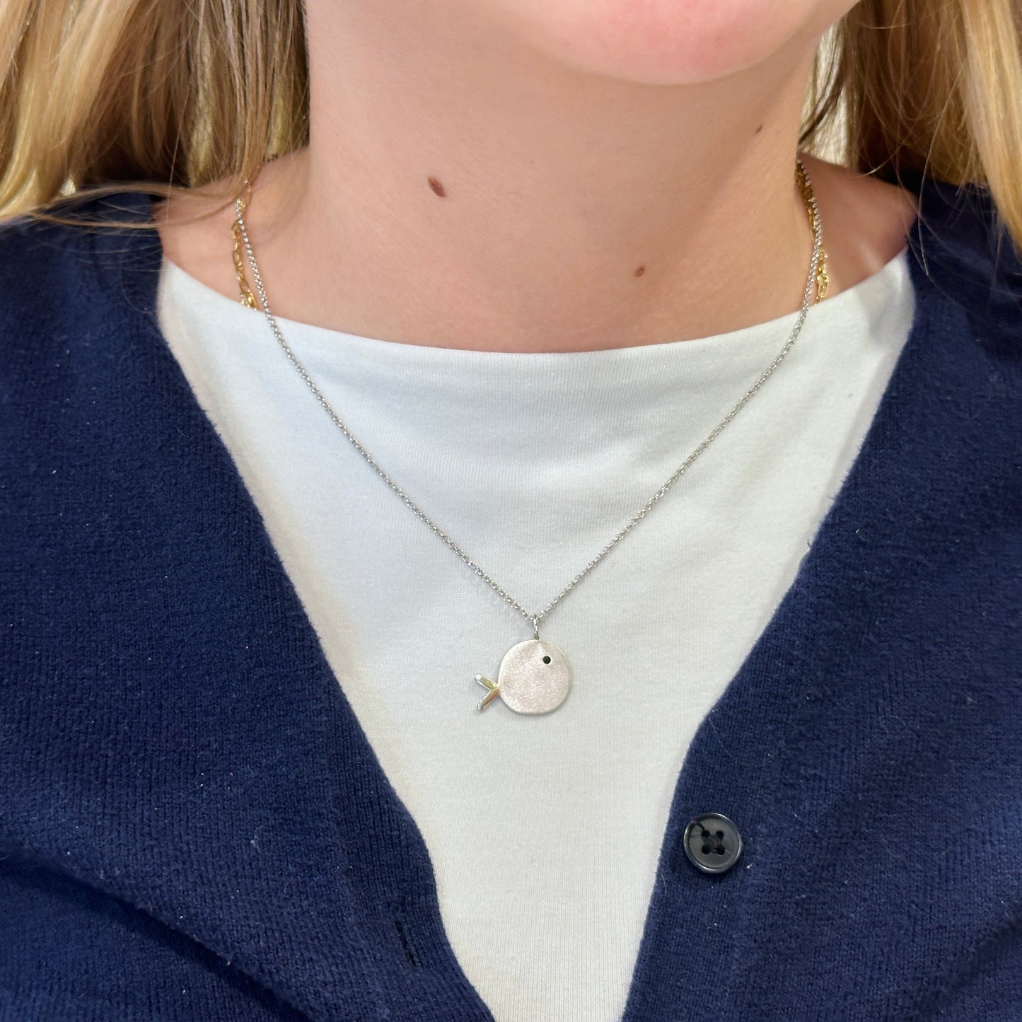 SS/18k Vermeil Fish Necklace CG120-6900/O