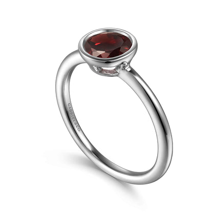 SS .99ct Garnet Ring LR52090SVJGN - 6.5