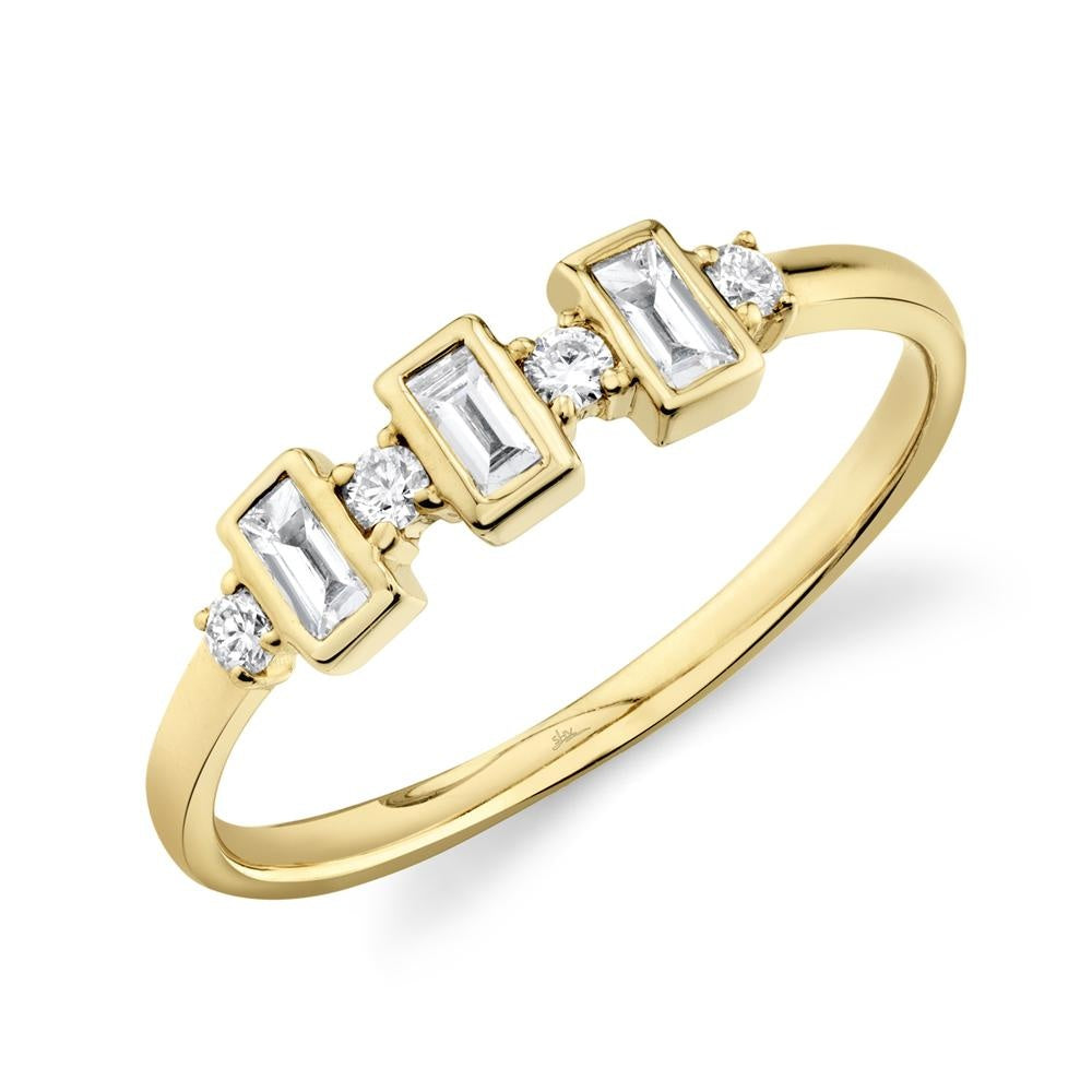 14kY .27cttw Baguette/Round Diamond Ring SC22005089