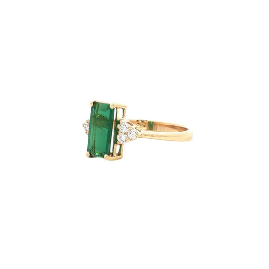 18kY 1.37ct Green Tourmaline .12cttw Diamond Ring - 6.5