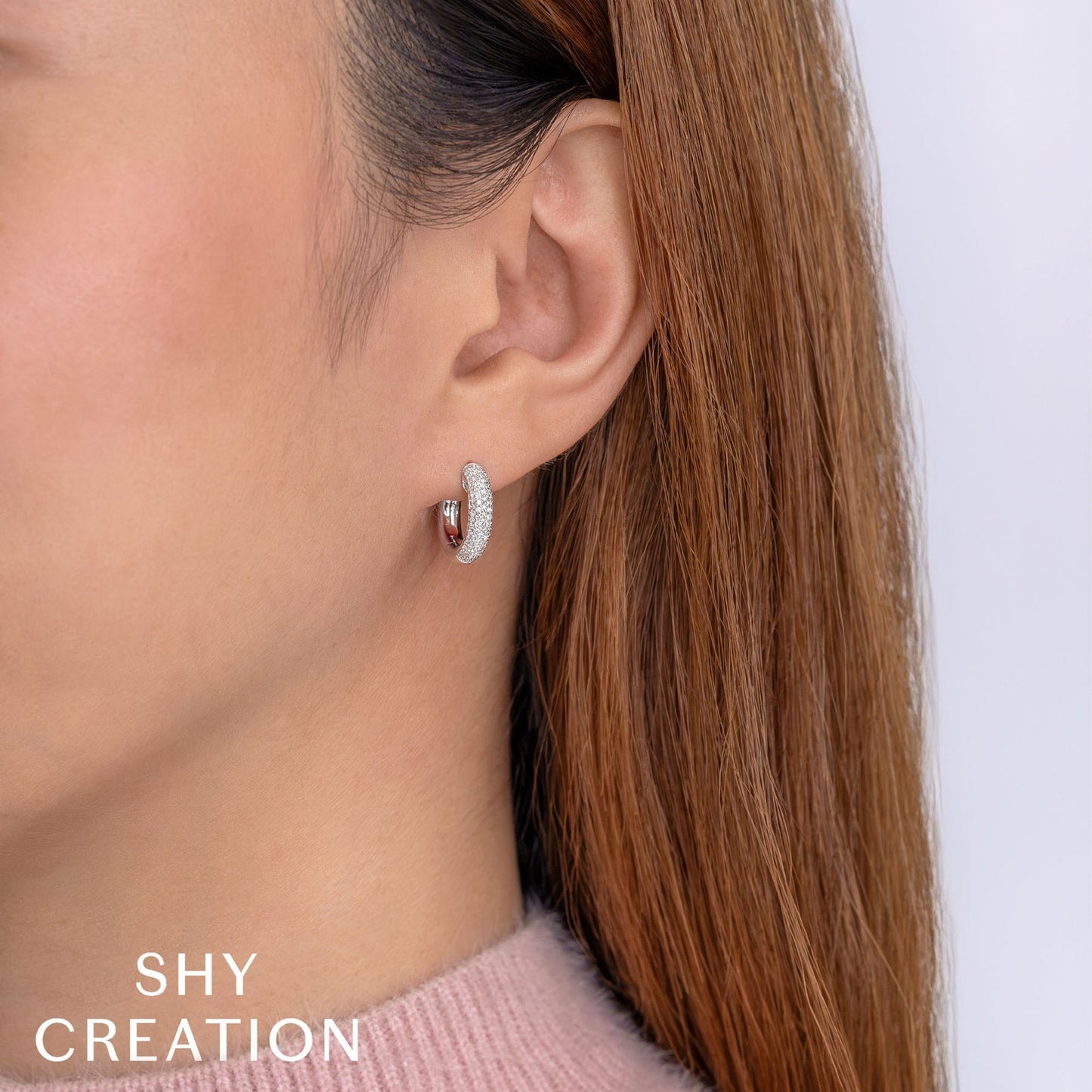 14kW .40cttw Diamond Pave Hoop SC22009383V2D0.60