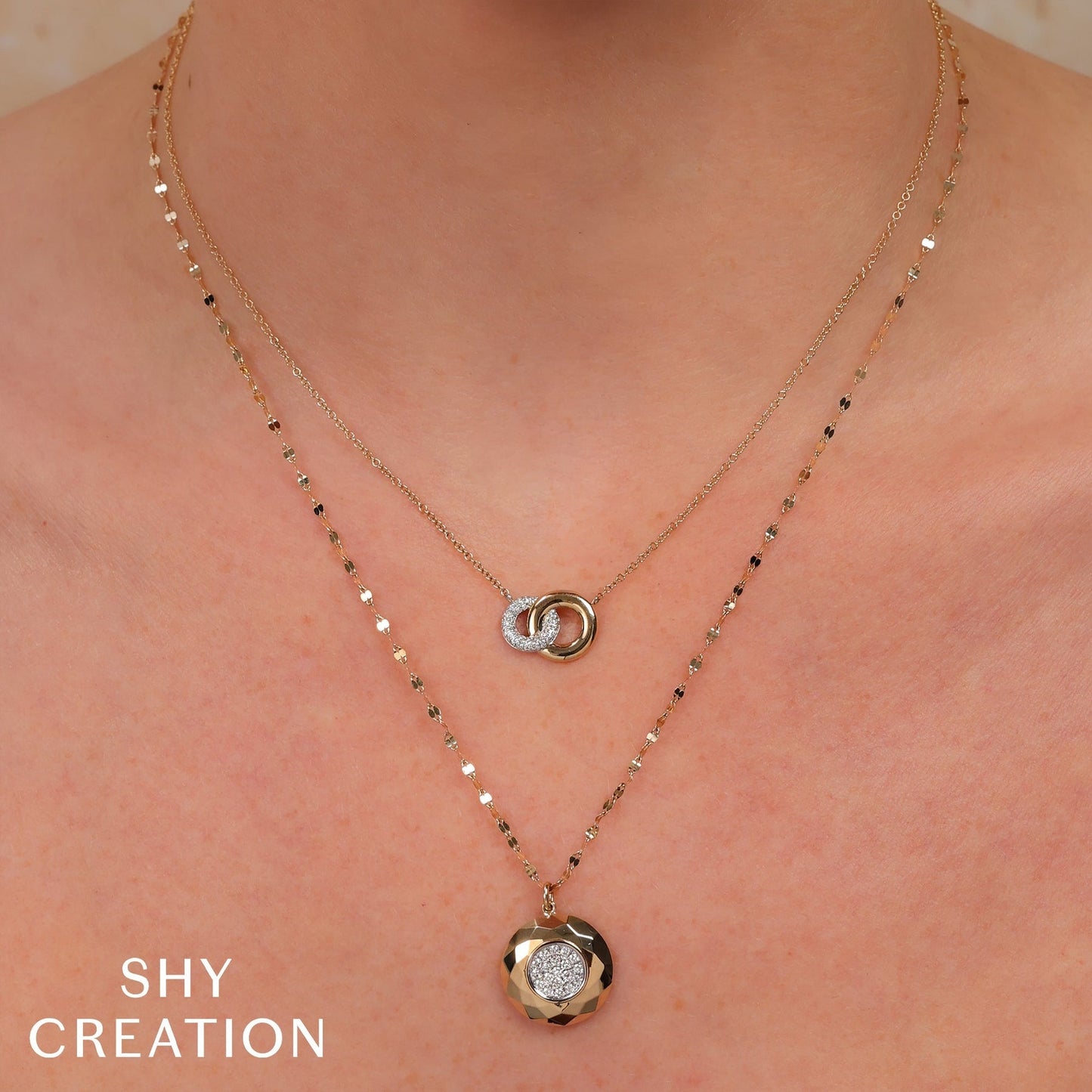 14kW .12cttw Diamond Pave Circle Necklace SC55027713