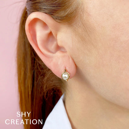 14kW Cultured Pearl Huggie SC55023650