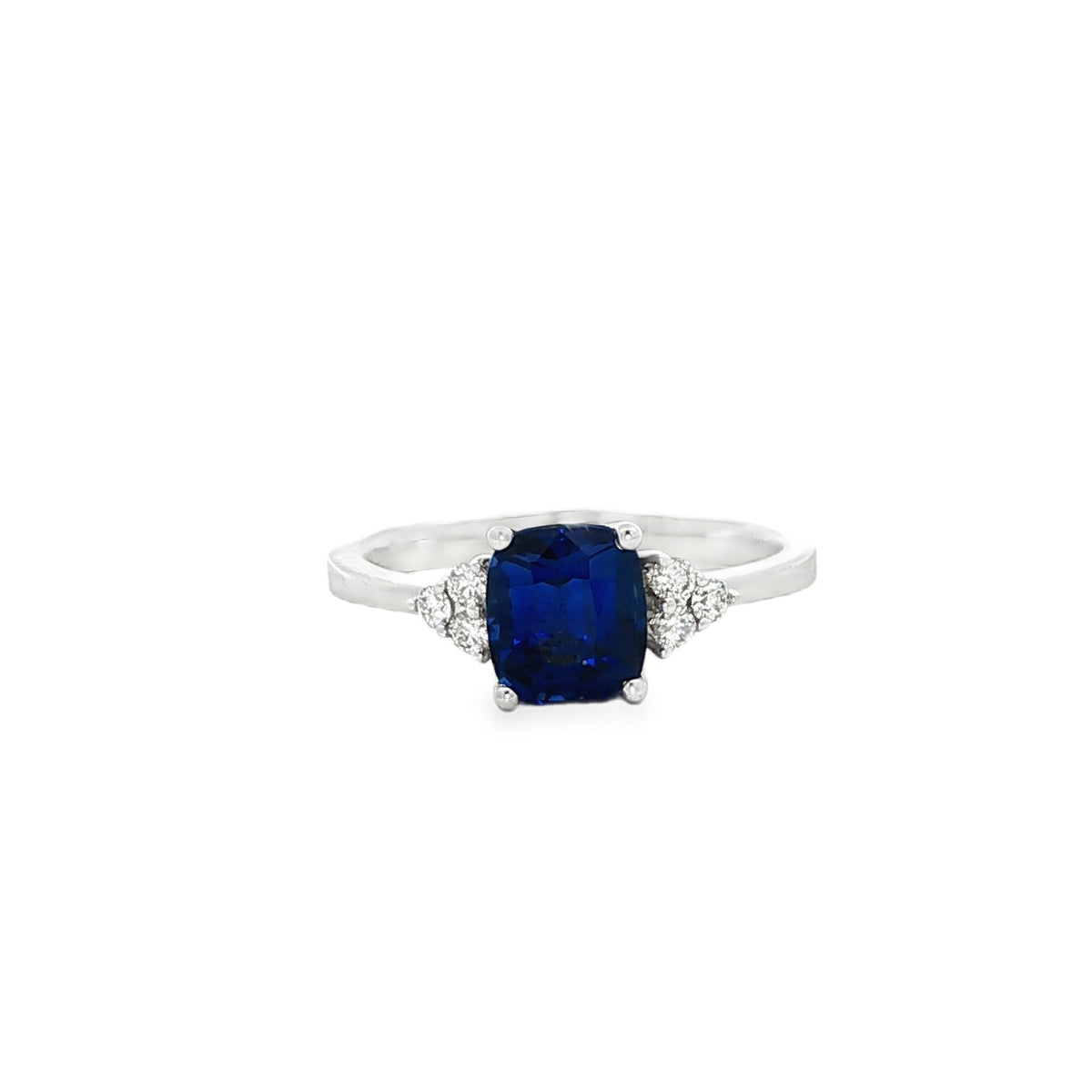 18kW 1.78ct Sapphire .12cttw Diamond Ring