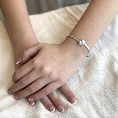 SS Love Knot Bracelet BR68012-LM