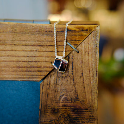 SS Love Knot Necklace PE68012