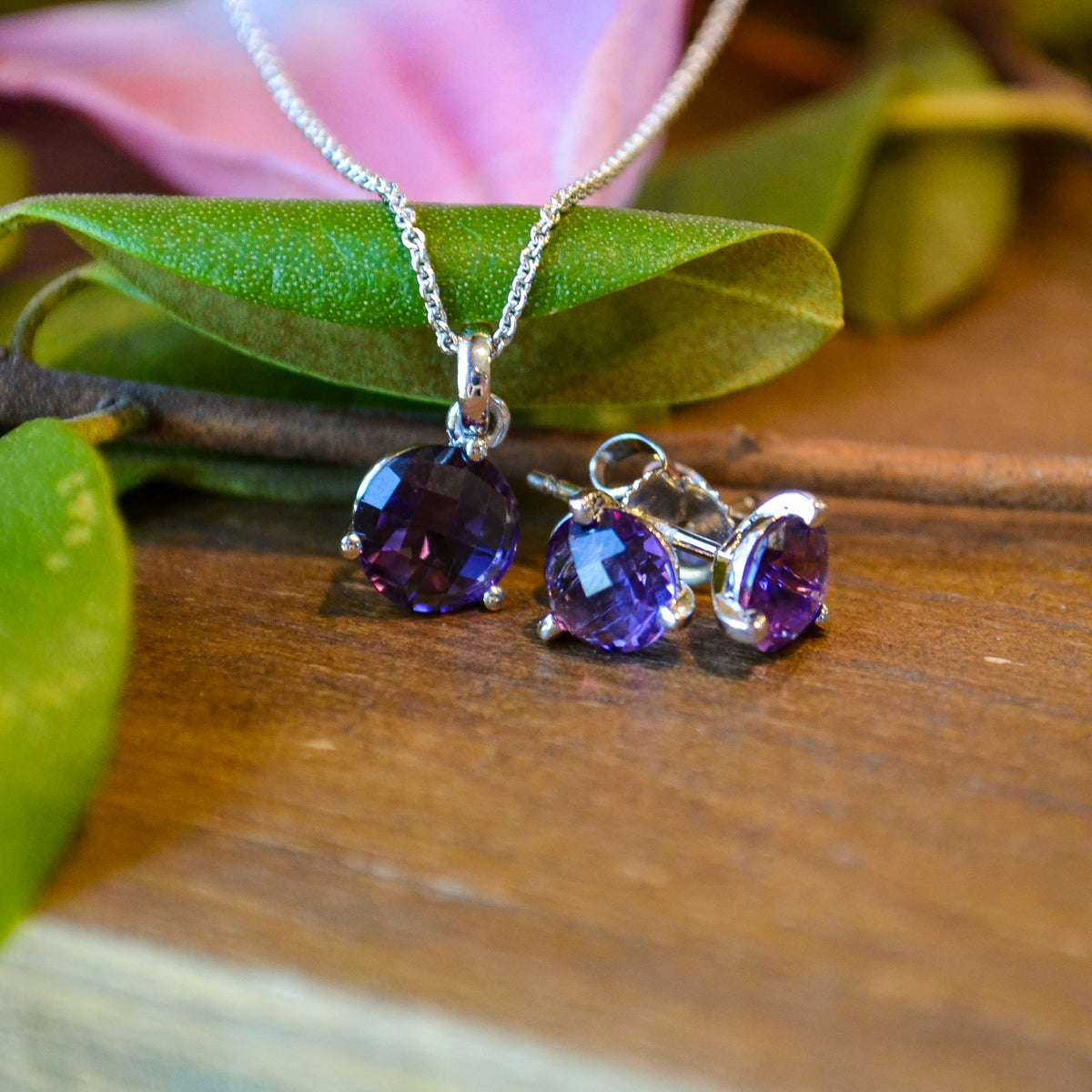 14kW 1.11ct Amethyst 3-Prong Pendant  29501-7-PAM