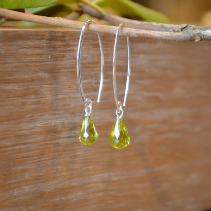 14kW Peridot Simple Sweep Earring 13462PEWG