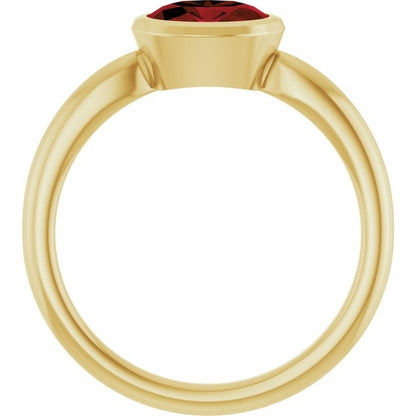 14kY 8x6mm Mozambique Garnet Ring 72021