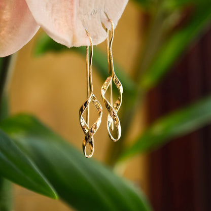 14kY Swizzle Earring EA91522